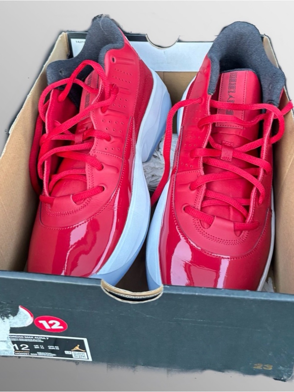 Nike Jordan Max Aura 7 Mid Sneaker Red Mens Size 12 Like New
